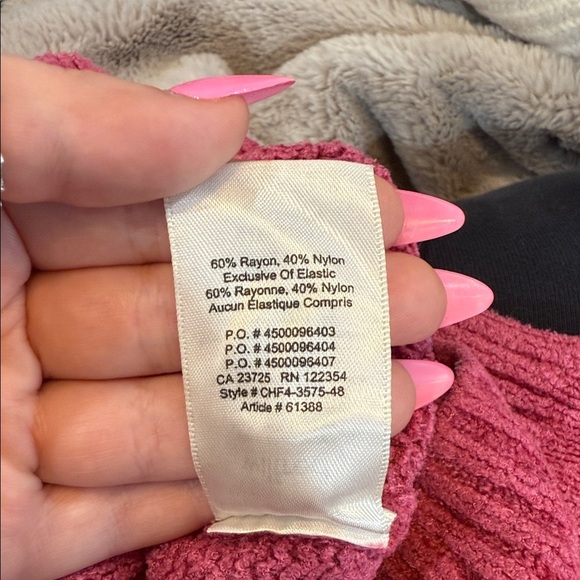 Wilfred Raspberry Turtleneck Sweater - Picture 4 of 4